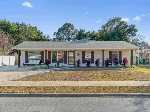 708 Marcia Cir, Mary Esther, FL 32569