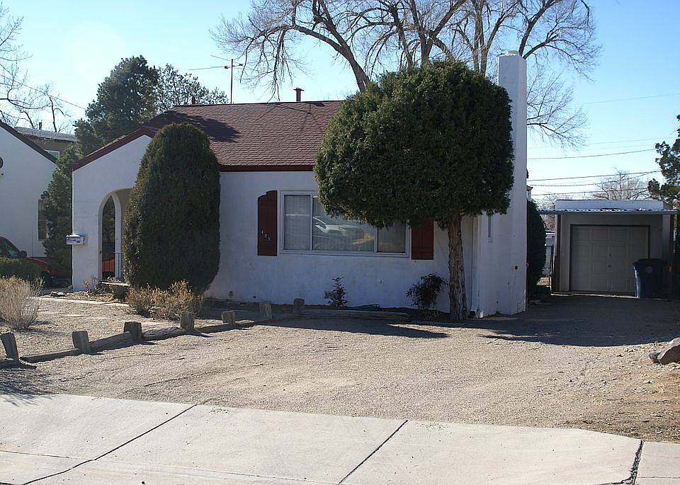 1st image of 409 Carlisle Blvd SE