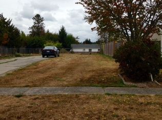 321 3rd St, STEILACOOM, WA 98388