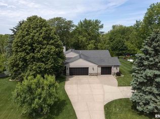 1001 Holland Rd, Metamora, IL 61548