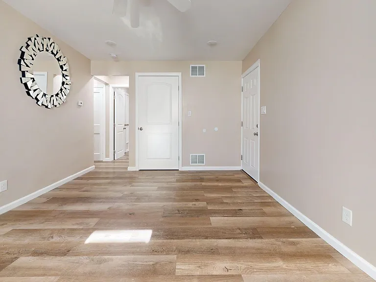 8008 Algon Ave — Photo 19