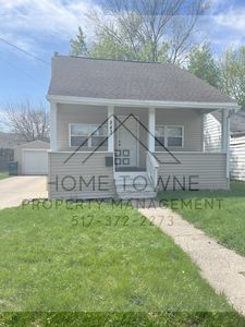 843 Comfort St, Lansing, MI, 48915