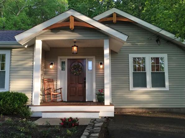 (undisclosed Address), Hyde Park, NY 12538