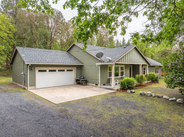 769 Portland Ave, Grants Pass, OR 97526