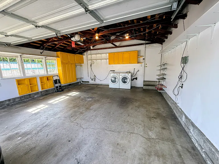 1162 Panorama Dr — Photo 24