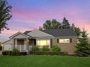 62060 Indian Trl, Ray, MI 48096