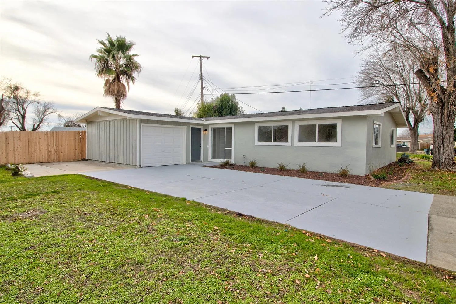 6617 Thomas Dr photo 1