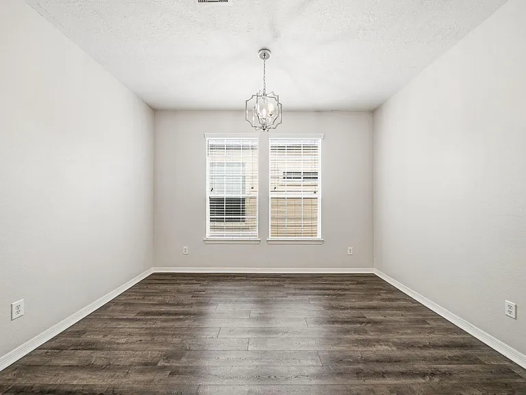 2711 Wallingford Pnes — Photo 20