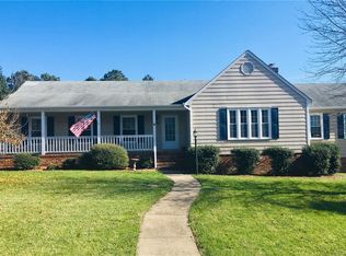6813 Irongate Dr, North Chesterfield, VA 23234