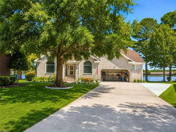 5836 Woodstock Point, Virginia Beach, VA 23464