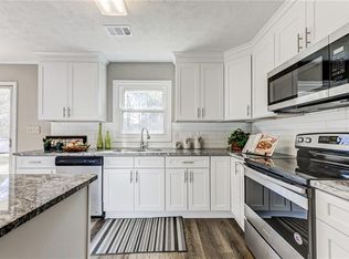 2902 Lee Rd, Snellville, GA 30039