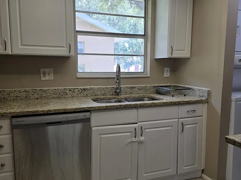 3135 Shady Dell Ln #212 — Photo 15