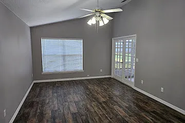 1262 Palm Bluff Dr — Photo 15