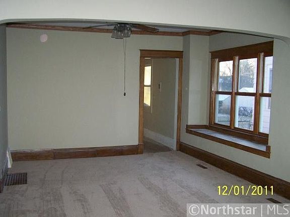 2nd image of 1450 Thomas Ave