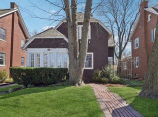 2319 Asbury Ave, Evanston, IL