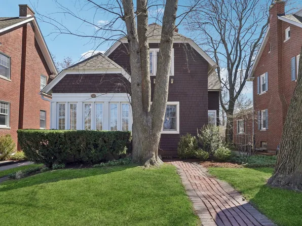 2319 Asbury Ave, Evanston, IL 60201