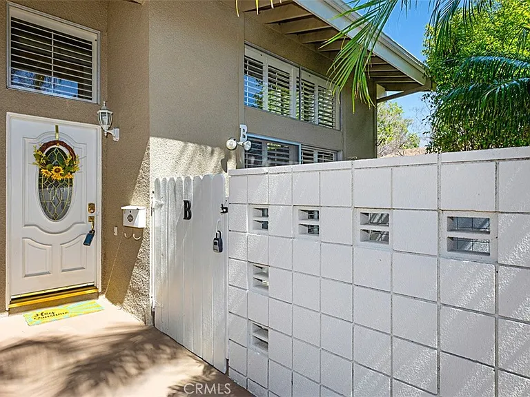480 Calle Cadiz #B — Photo 5