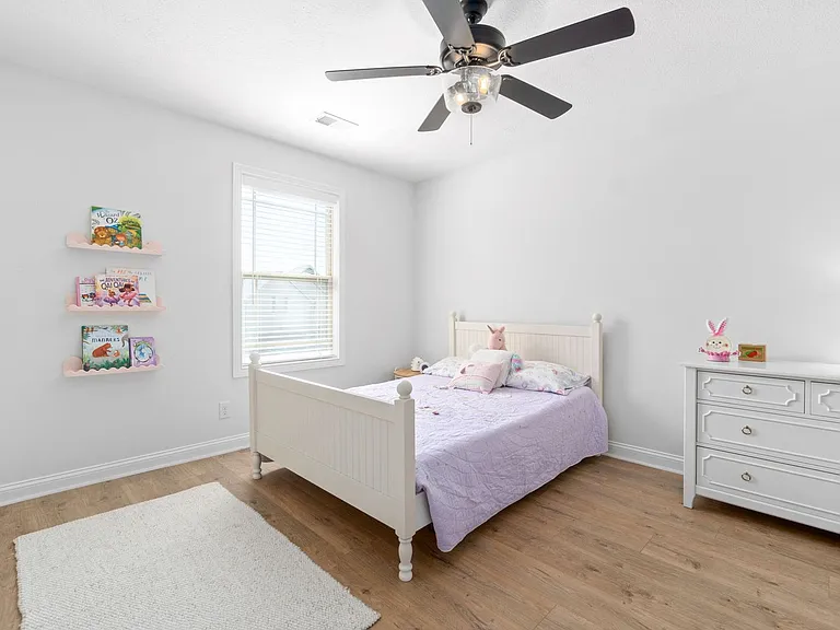 516 Bowden Dr — Photo 24