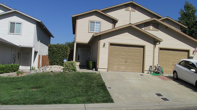 1st image of 3013 Courtside Dr