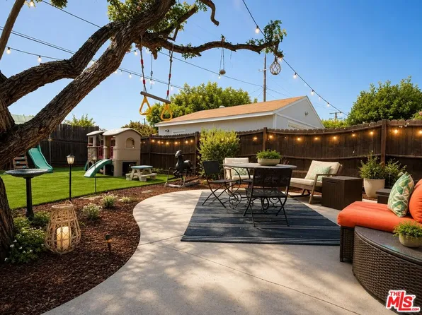 6525 Wilkinson Ave, North Hollywood, CA 91606