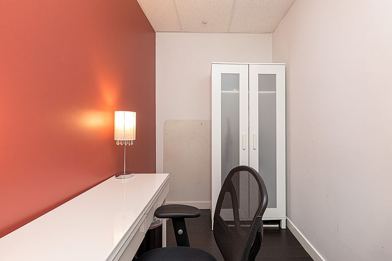 Victoria Apartment for rent - 2 Bedrooms — photo 16