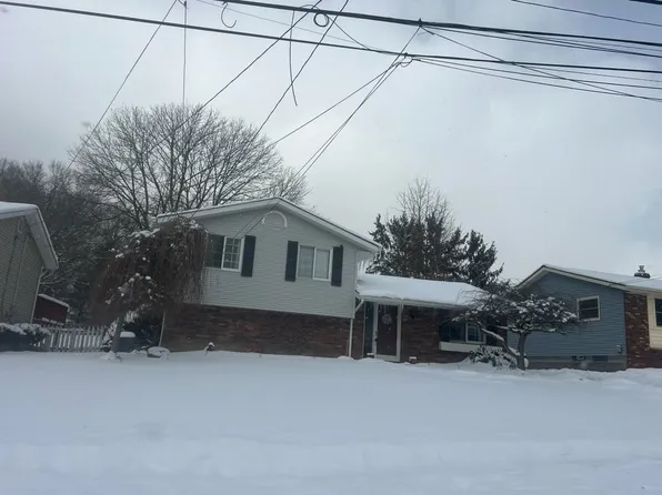251 Monroe Dr, Northfield, OH 44067