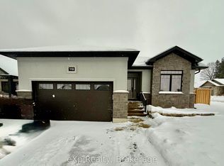 119 3rd St, Brockton, ON N0G2V0