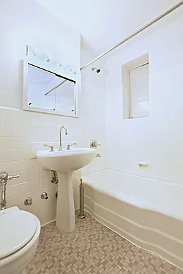 Rented by Bold New York | media 20