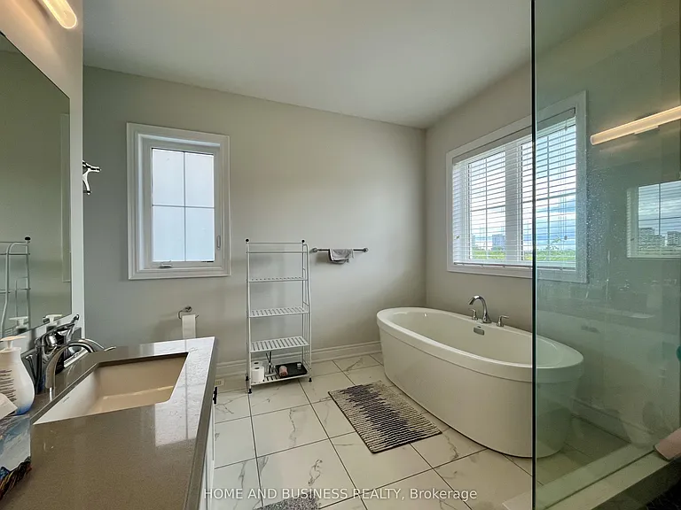 152 Marvin Ave — Photo 41