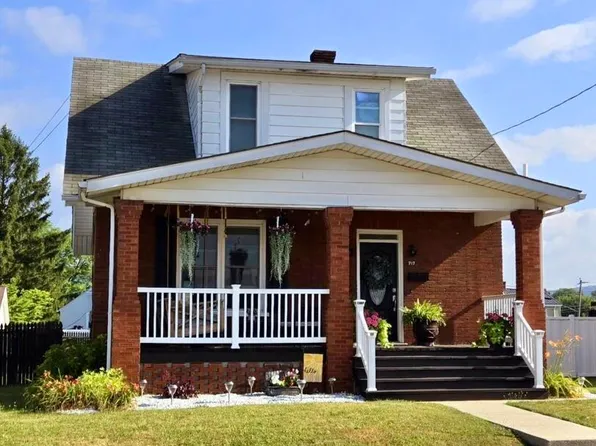 717 Rockingham Ave, Roaring Spring, PA 16673
