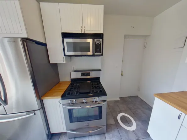 346 East 20th Street image 1 of 8
