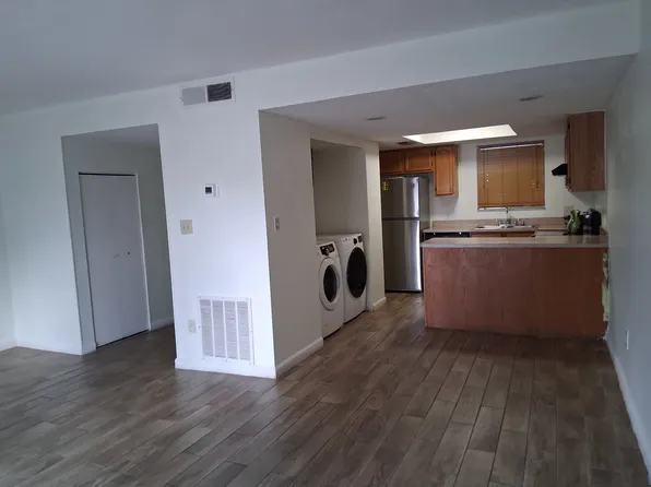 5106 Tennis Court Cir #5106, Tampa, FL 33617