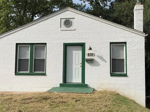 835 Elias Ave, Saint Louis, MO 63147