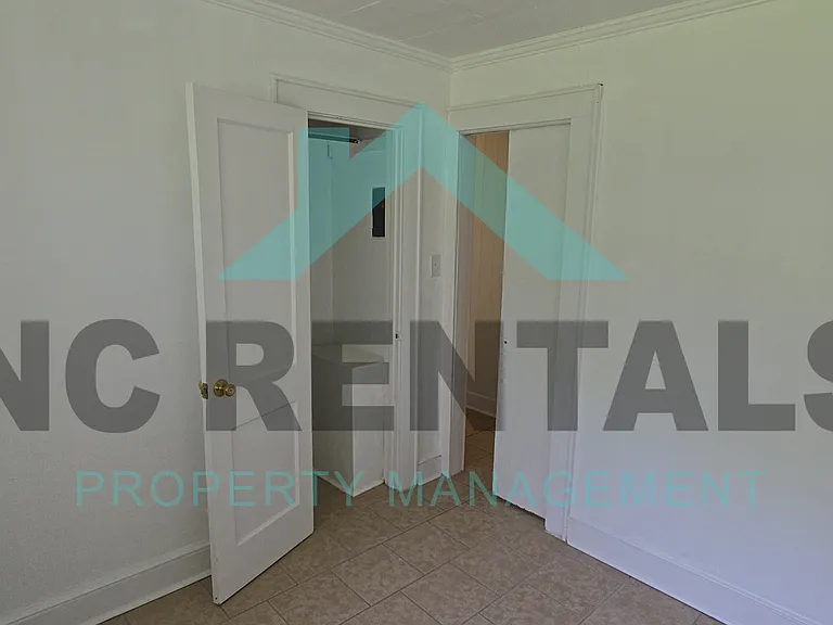 312 Walter Chambers St — Photo 17