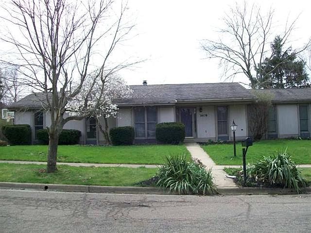 1st image of 1608 Lexington Dr