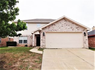 9852 Parkmere Dr, Fort Worth, TX 76108