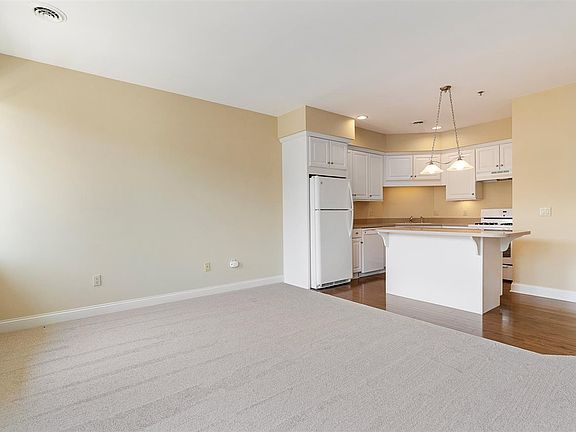 5th image of 725 Harbor Watch Dr Unit 211-13