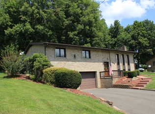 209 La Ray Dr, Butler, PA