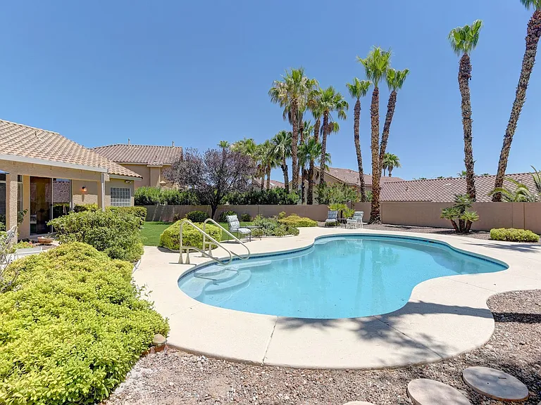 8437 Willowleaf Ct — Photo 43