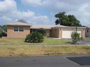 1425 E River Dr, Margate, FL 33063