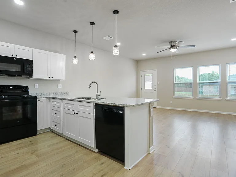 7103 Georgeann Dr #4 — Photo 12