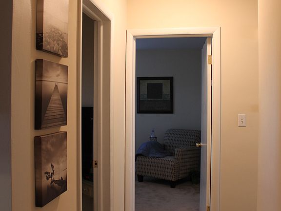 Hall to Bedrooms