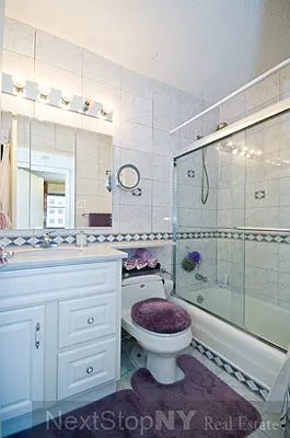 Sold by NextStopNY | media 16