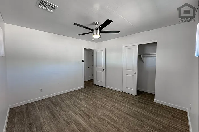 1336 E Willetta St #12 — Photo 15