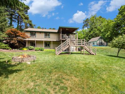 9084 Bennett Lake Rd, Fenton, MI, 48430