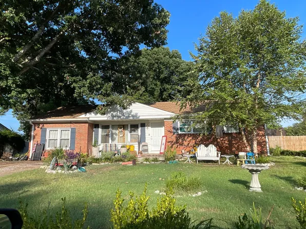 1411 Hodges Ferry Rd, Portsmouth, VA 23701