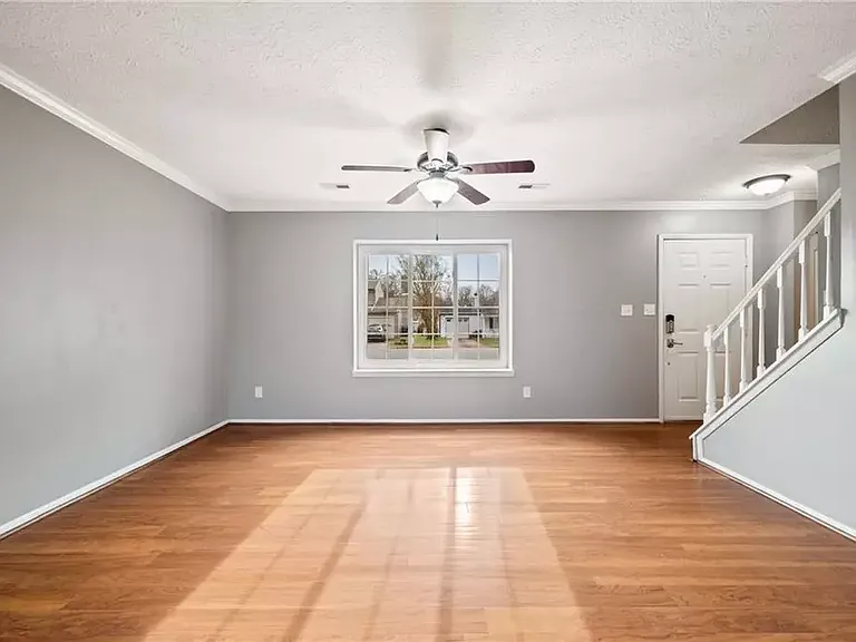 909 Fluvanna Rd — Photo 4