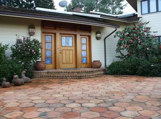 25044 La Loma Dr, Los Altos Hills, CA 94022