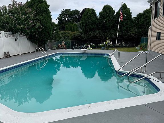 4th image of 17 Valley Rd