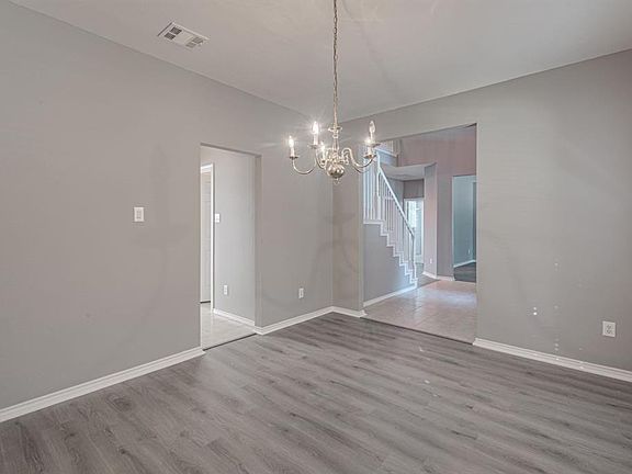 3rd image of 9109 Elissa Ct